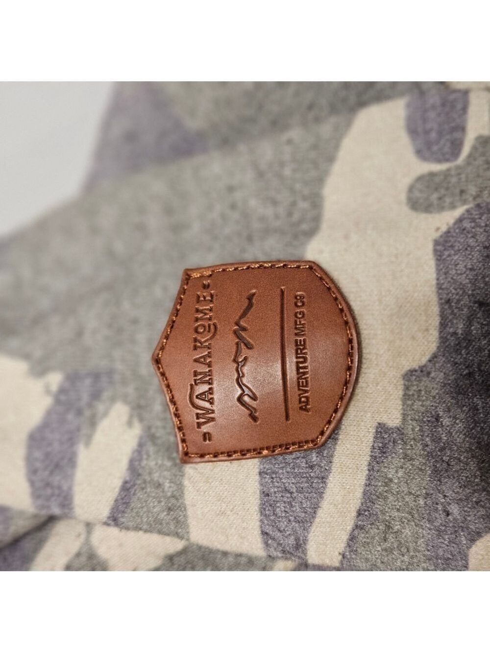 Wanakome Women's Sweater Camo Print Size Small - Picture 6 of 7